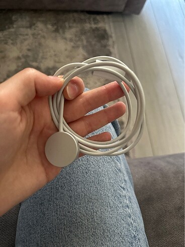  Beden Apple Saat koruyucu ve şarj kablosu