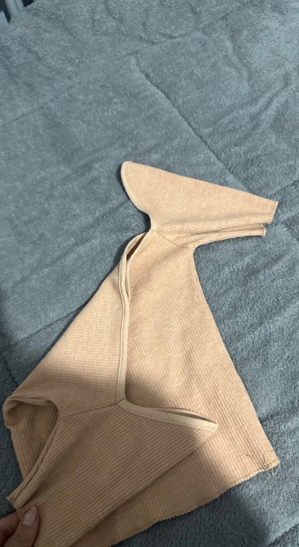 Bej Kadın Midi Boy Kayık Yaka Tişört - Görsel 4