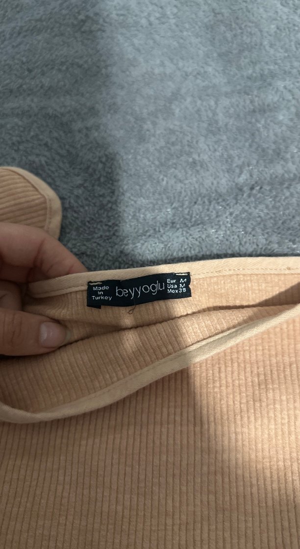 Bej Kadın Midi Boy Kayık Yaka Tişört - Görsel 3