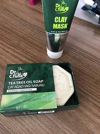 ÇAY AĞACI YAĞI ÖZLÜ MASKE VE SABUN