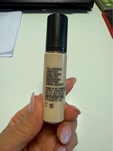  Beden Mac concealer