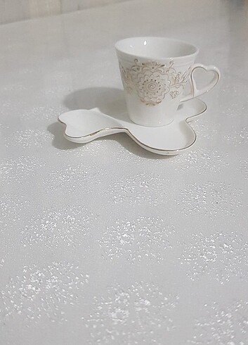 Porselen kahve fincanı 