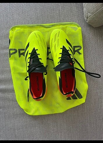 45 Beden Adidas Predator Elite FG Krampon