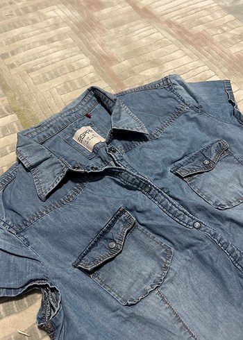 Kadın Mavi Kısa Kollu Denim Gömlek - Görsel 3