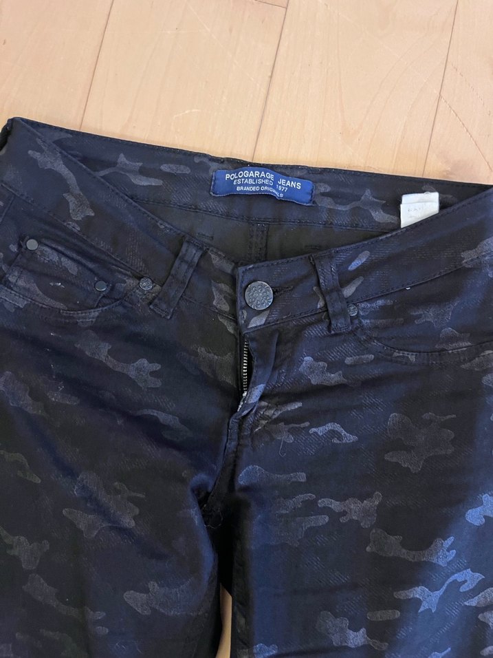 Kadın siyah Kamuflaj Desenli Kot Pantolon - Görsel 2