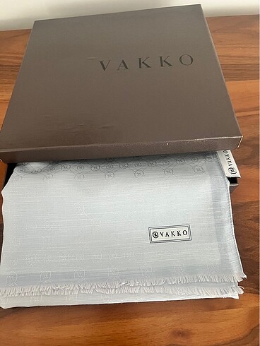 Açık mavi Vakko şal