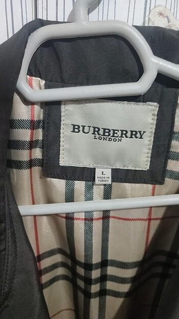 Burberry Siyah Trençkot