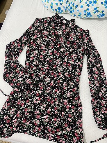 Çiçekli elbise - Görsel 2