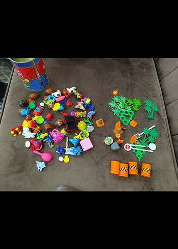 Renkli Çeşitli Oyuncak Seti - Görsel 2