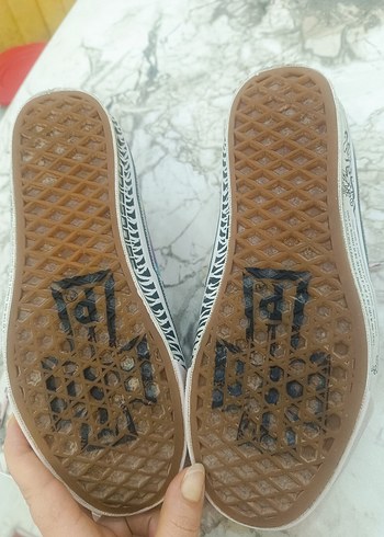 Vans 36,5 numara çok Renkli Bağcıklı Kadın Spor Ayakkabı - Görsel 7